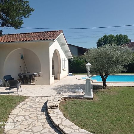 La Maison Basque Sainte-Livrade-sur-Lot Екстериор снимка