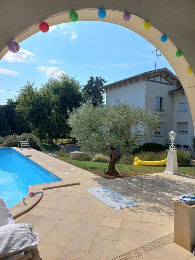 La Maison Basque Sainte-Livrade-sur-Lot Екстериор снимка
